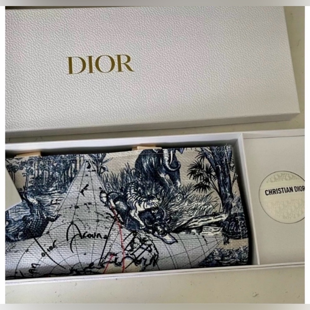Dior Beaute Tote Bag, Le Baume Hand Cream & Lip Glow Gift Set - Limited Edition